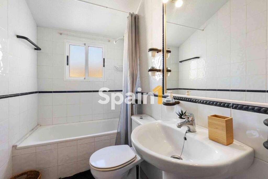 Atico En Guardamar Con 3 Habitaciones Guardamar del Segura Exteriör bild