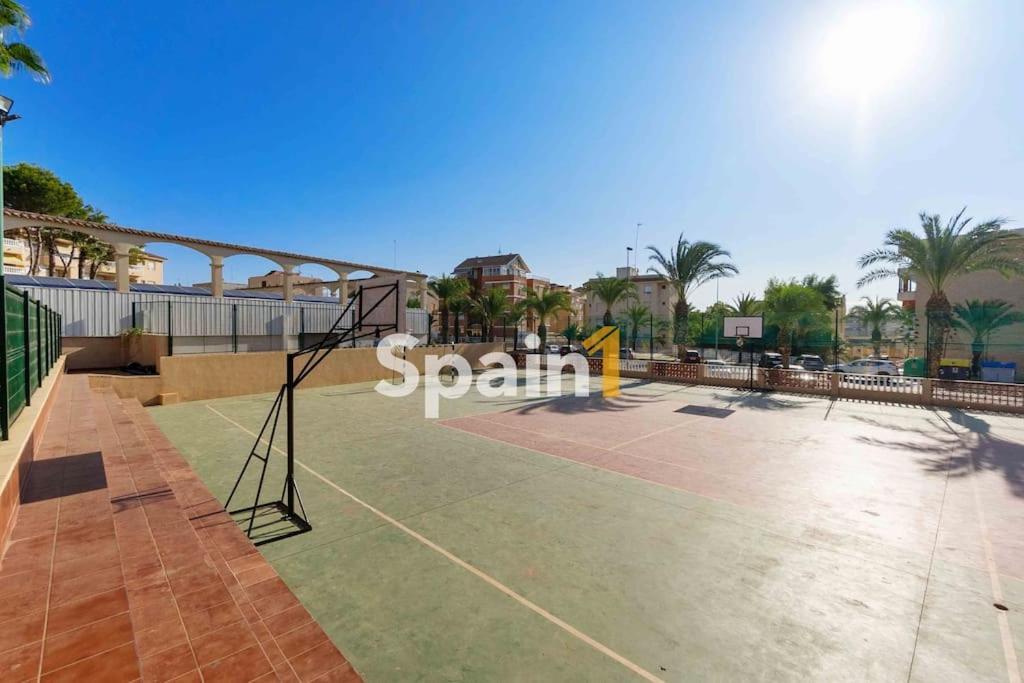 Atico En Guardamar Con 3 Habitaciones Guardamar del Segura Exteriör bild