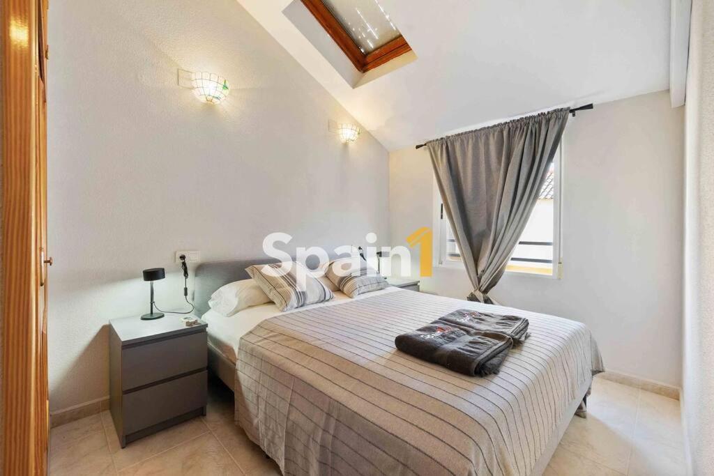 Atico En Guardamar Con 3 Habitaciones Guardamar del Segura Exteriör bild
